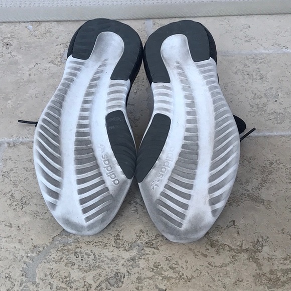 Mens ADIDAS sneakers - Picture 3 of 4